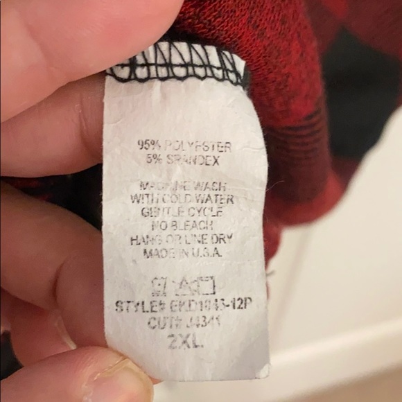 Buffalo plaid hemmed grey tunic size 2x - Picture 5 of 5